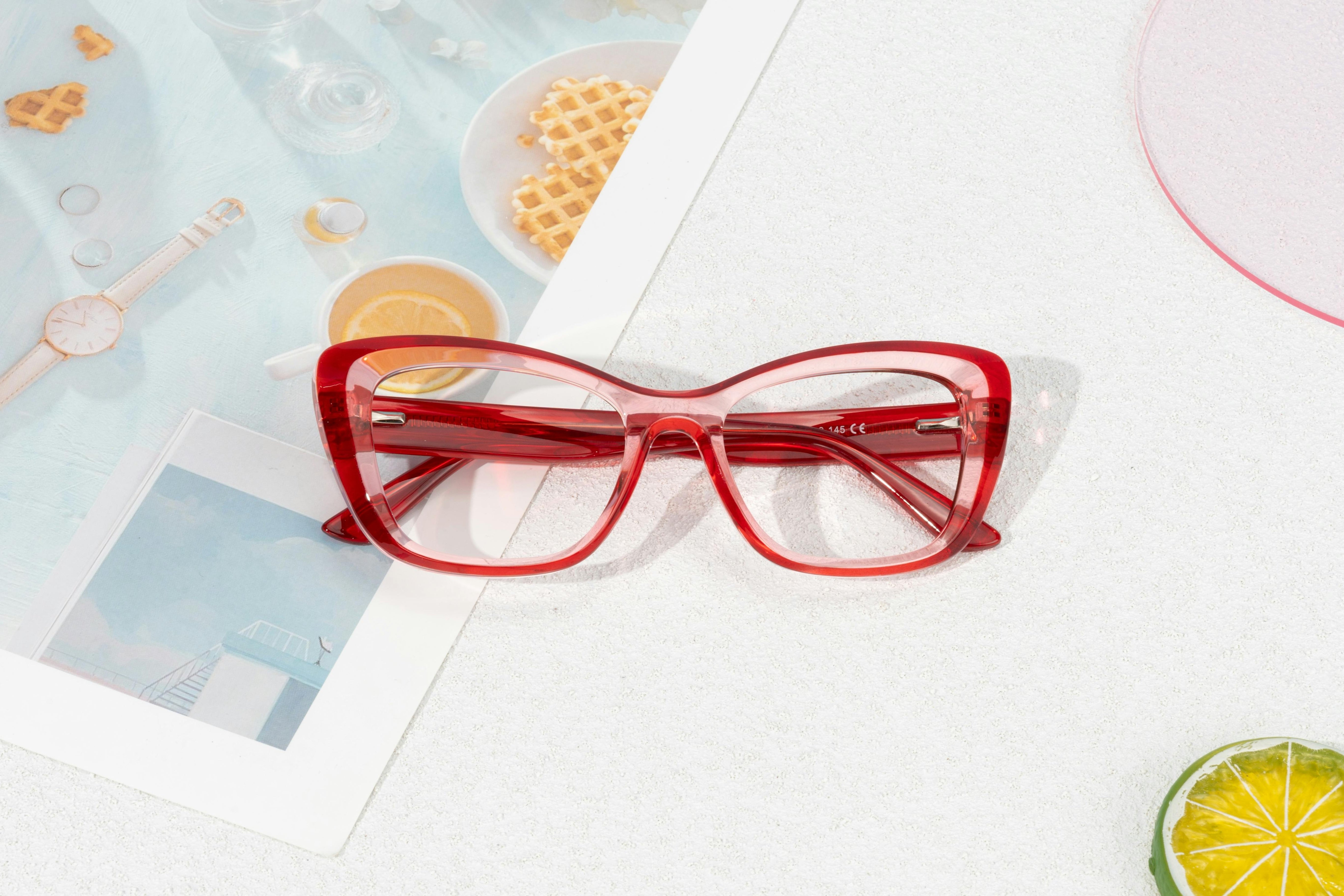 Fashion-Forward Prescription Glasses: 2024 Styles, Frames, and Eye Care Trends