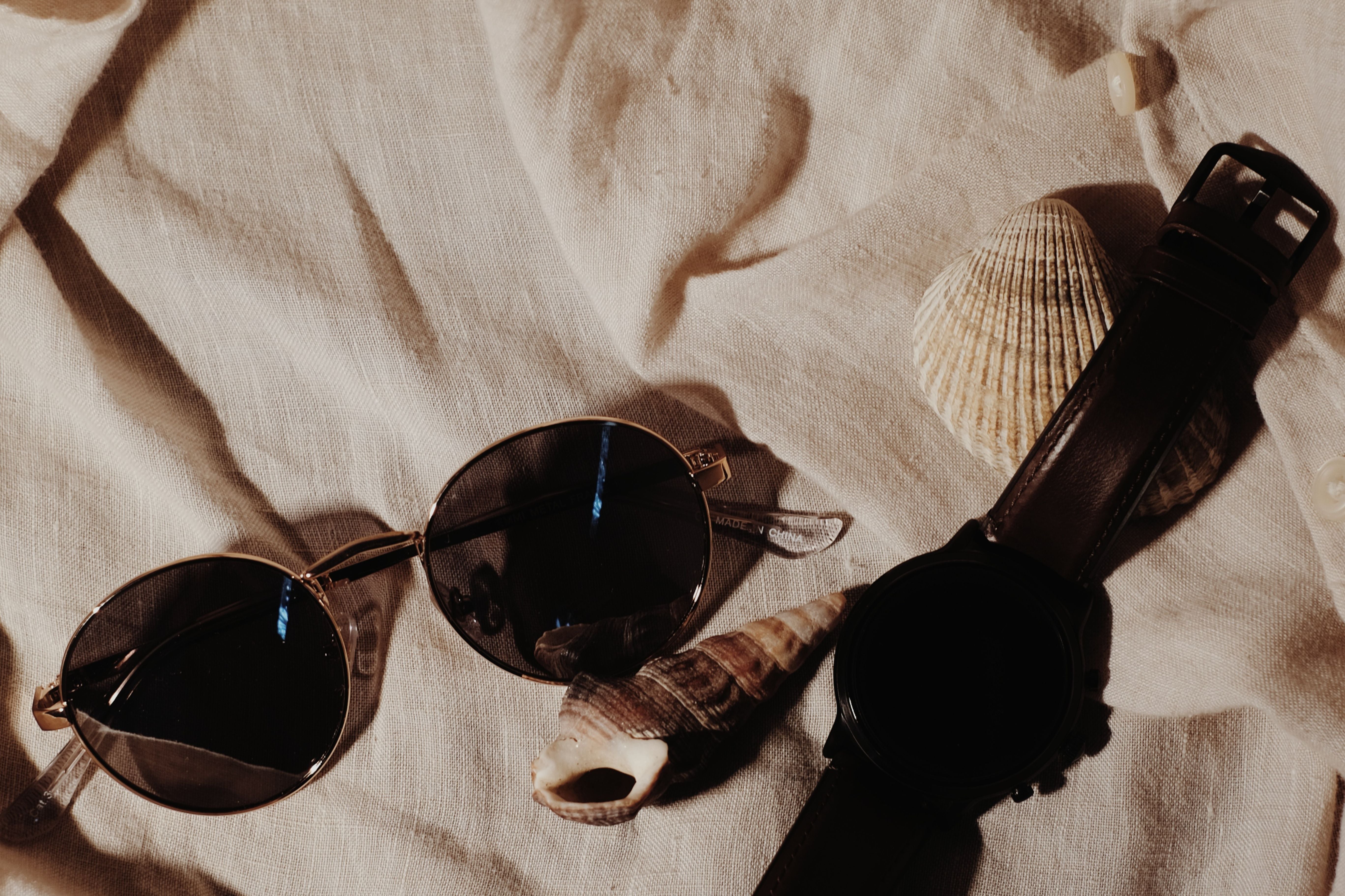 Prescription Sunglasses vs. Clip-Ons: Which is Better for Outdoor Protection?